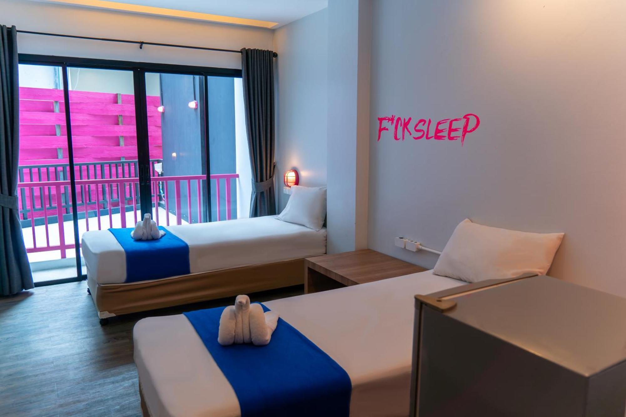 Slumber Surf Phuket Kata Hostel Εξωτερικό φωτογραφία