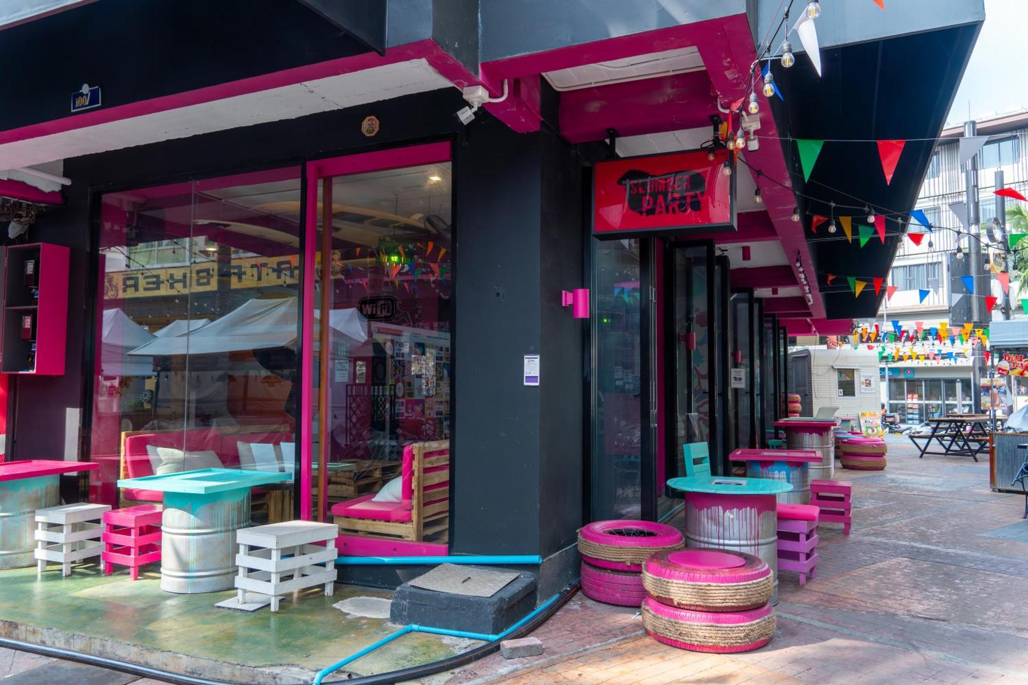 Slumber Surf Phuket Kata Hostel Εξωτερικό φωτογραφία
